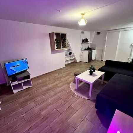Studio Charmant Centre Ideal Париж Экстерьер фото